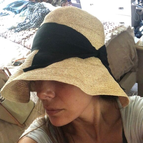 “BOGO” Sun hat  - Picture 2 of 4